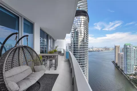 200 Biscayne Boulevard Way #4408, Miami, FL 33131