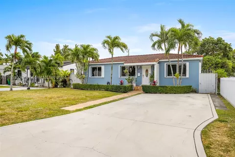6860 SW 27th St, Miami, FL 33155