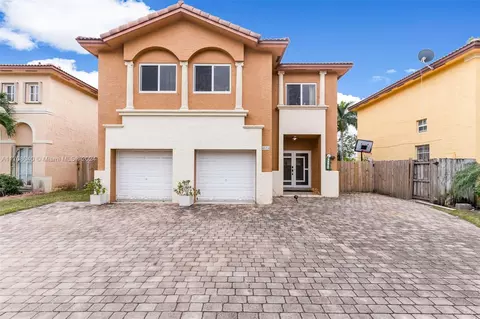 4114 NE 30th St, Homestead, FL 33033