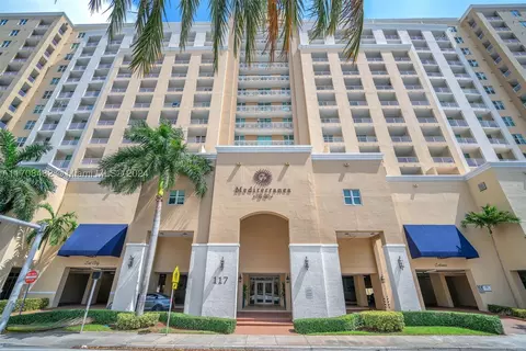 117 NW 42nd Ave #812, Miami, FL 33126