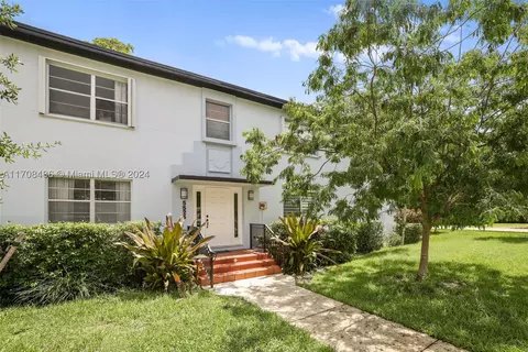 5525 SW 80th St #73-A, Miami, FL 33143