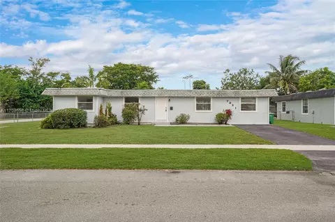 7821 NW 67th Ave, Tamarac, FL 33321