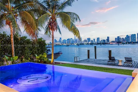 40 W San Marino Dr, Miami Beach, FL 33139