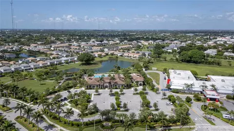 1240 Eucalyptus Dr #2, Hollywood, FL 33021