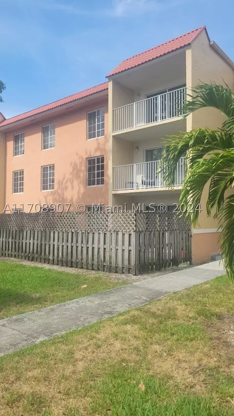 4810 NW 79th Ave #101, Doral, FL 33166
