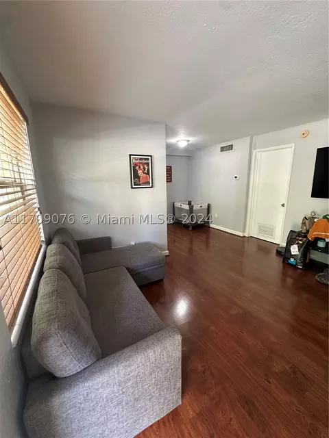 241 S Royal Poinciana Blvd #116, Miami Springs, FL 33166