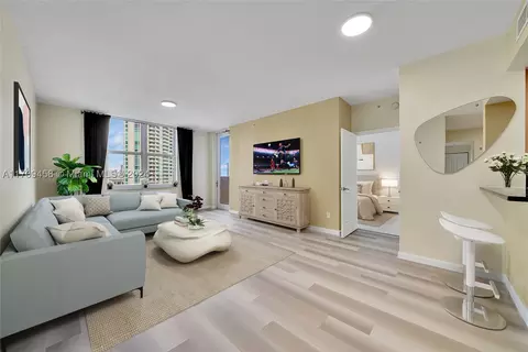 511 SE 5th Ave #2003, Fort Lauderdale, FL 33301