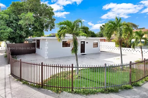 4300 NW 4th St, Miami, FL 33126