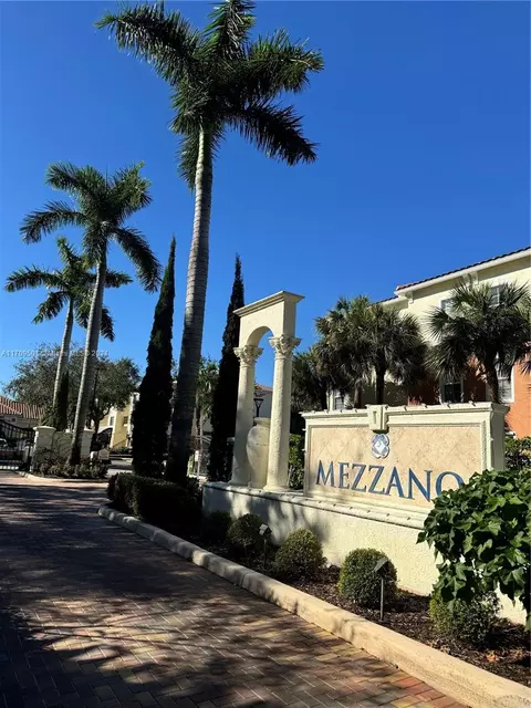 9887 Baywinds Dr #4305, West Palm Beach, FL 33411