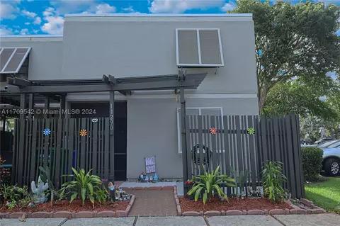 11290 NW 16th Ct #11290, Pembroke Pines, FL 33026