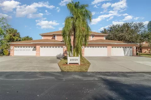 20025 Lake Vista Cir UNIT 3, Lehigh Acres, FL 33936