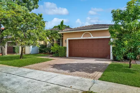 5373 SW 132nd Ter, Miramar, FL 33027