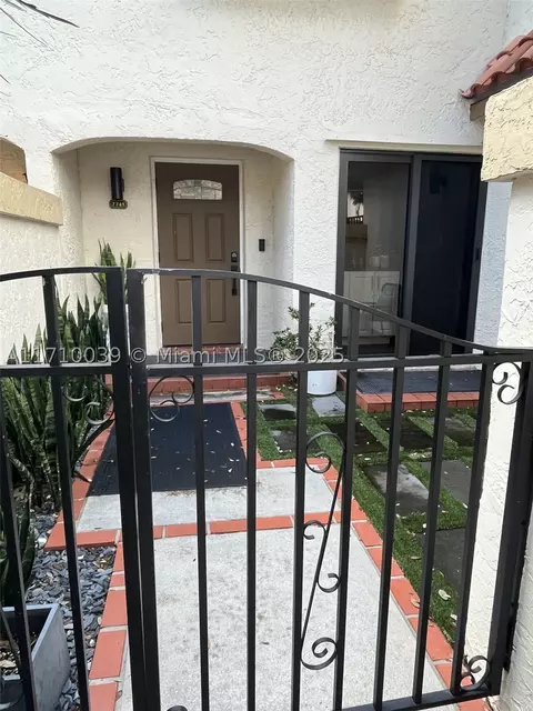 7741 La Mirada Dr #32, Boca Raton, FL 33433