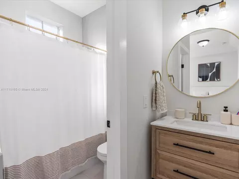 8001 W 36th Ave #5, Hialeah, FL 33018 photo 32