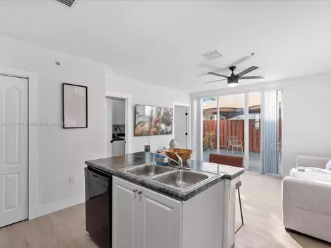 8001 W 36th Ave #5, Hialeah, FL 33018 photo 11