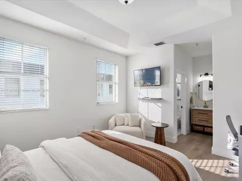 8001 W 36th Ave #5, Hialeah, FL 33018 photo 31