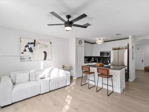 8001 W 36th Ave #5, Hialeah, FL 33018 photo 12