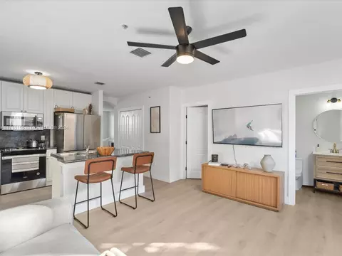 8001 W 36th Ave #5, Hialeah, FL 33018 photo 13