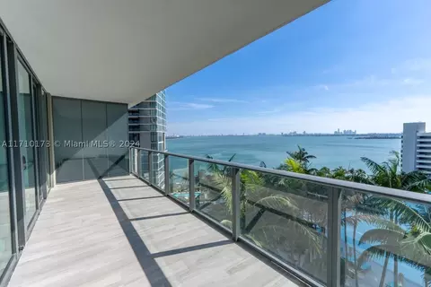 650 NE 32nd St #903, Miami, FL 33137