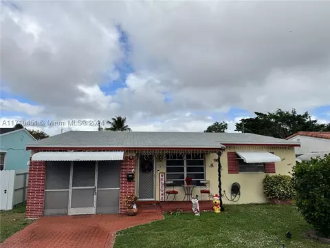 2315 E Taft St, Hollywood, FL 33020