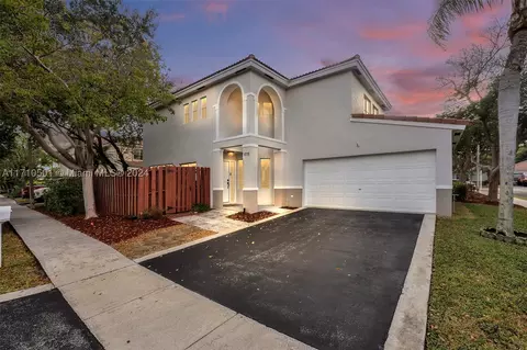 4776 NW 6th Pl, Coconut Creek, FL 33063