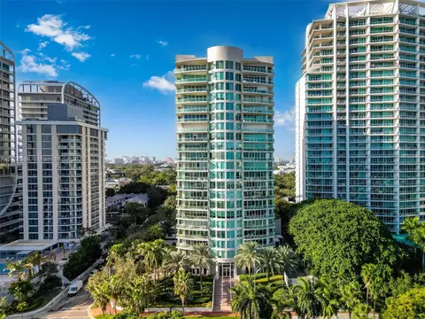 2645 S Bayshore Dr #904, Miami, FL 33133