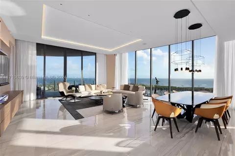 2811 S Bayshore Dr #15A, Miami, FL 33133