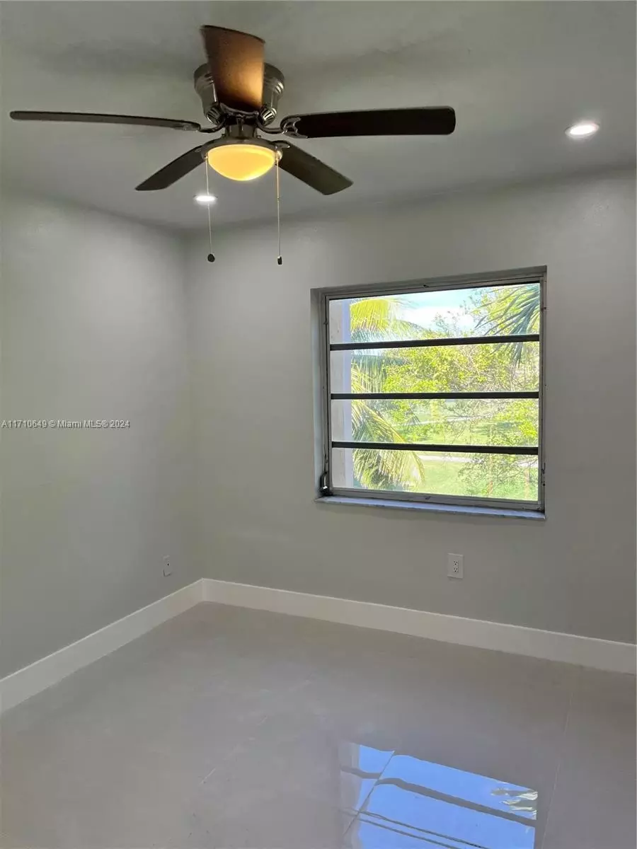 Other - 15888 SW 95th Ave #305, Miami, FL 33157 photo 11 of 16