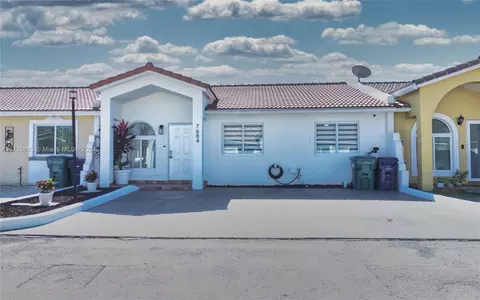 7684 NW 179th St, Hialeah, FL 33015