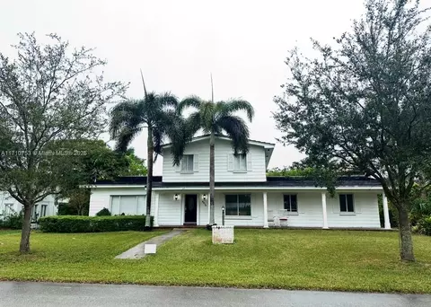 6270 Marlin Dr, Coral Gables, FL 33158