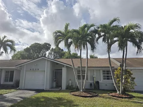 453 Lakewood Cir #B, Margate, FL 33063