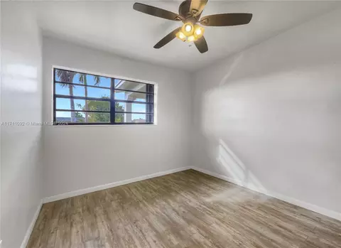 5451 W 7th Ave, Hialeah, FL 33012 photo 5