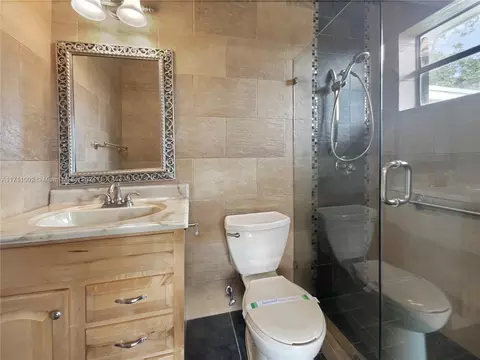 5451 W 7th Ave, Hialeah, FL 33012 photo 16