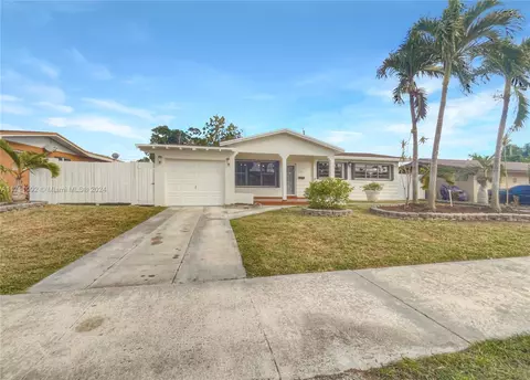 5451 W 7th Ave, Hialeah, FL 33012 photo 21