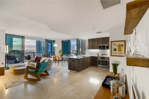 Living - 68 SE 6th St #1112, Miami, FL 33131 photo 1 of 1