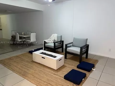 15133 NE 6th Ave #41, Miami, FL 33162