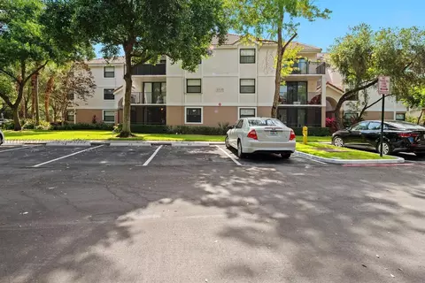 10135 W Sunrise Blvd #103, Plantation, FL 33322