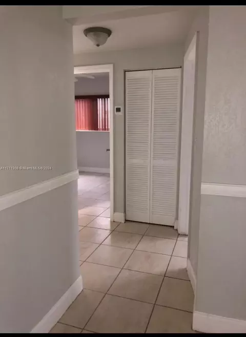 4165 W 6th Ct, Hialeah, FL 33012 photo 8
