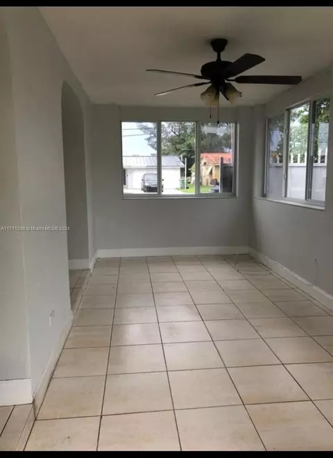 4165 W 6th Ct, Hialeah, FL 33012 photo 3