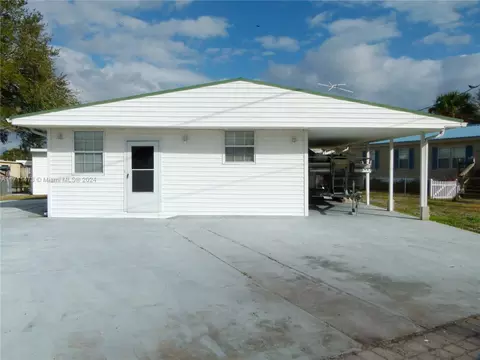 1083 Lime St, Bulkhead Ridge, FL 34974