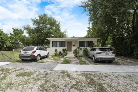 175 NW 68th St, Miami, FL 33150