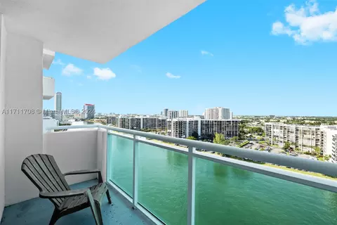 3000 S Ocean Dr #1408, Hollywood, FL 33019