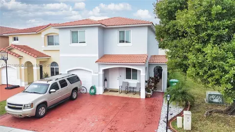 5984 SW 162nd Pl, Miami, FL 33193