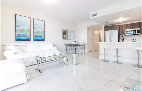 488 NE 18th St #2705, Miami, FL 33132