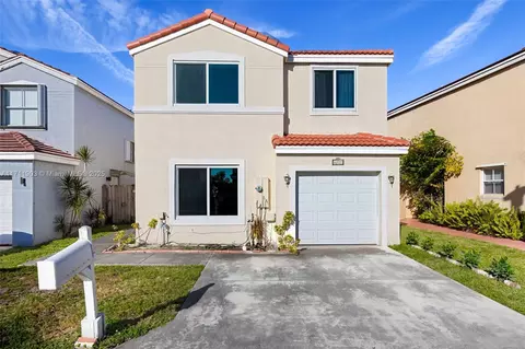 6227 Buena Vista Dr, Margate, FL 33063