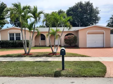 13374 SW 73rd Ter, Miami, FL 33183