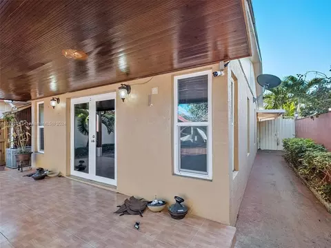 241 W 33rd St, Hialeah, FL 33012 photo 40