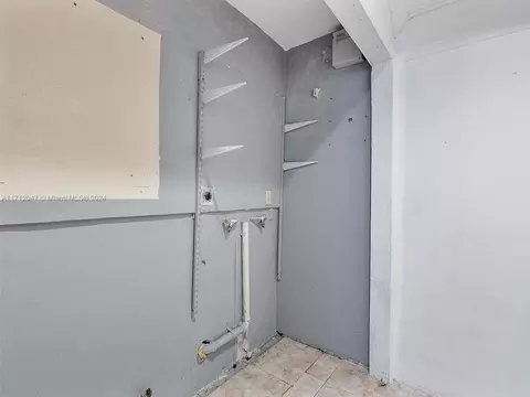 241 W 33rd St, Hialeah, FL 33012 photo 32
