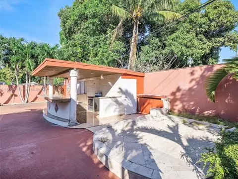 241 W 33rd St, Hialeah, FL 33012 photo 44