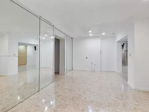 241 W 33rd St, Hialeah, FL 33012 photo 8